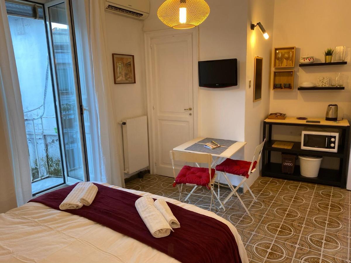 Rooms In San Domenico Maggiore 3 Napoli Exterior foto