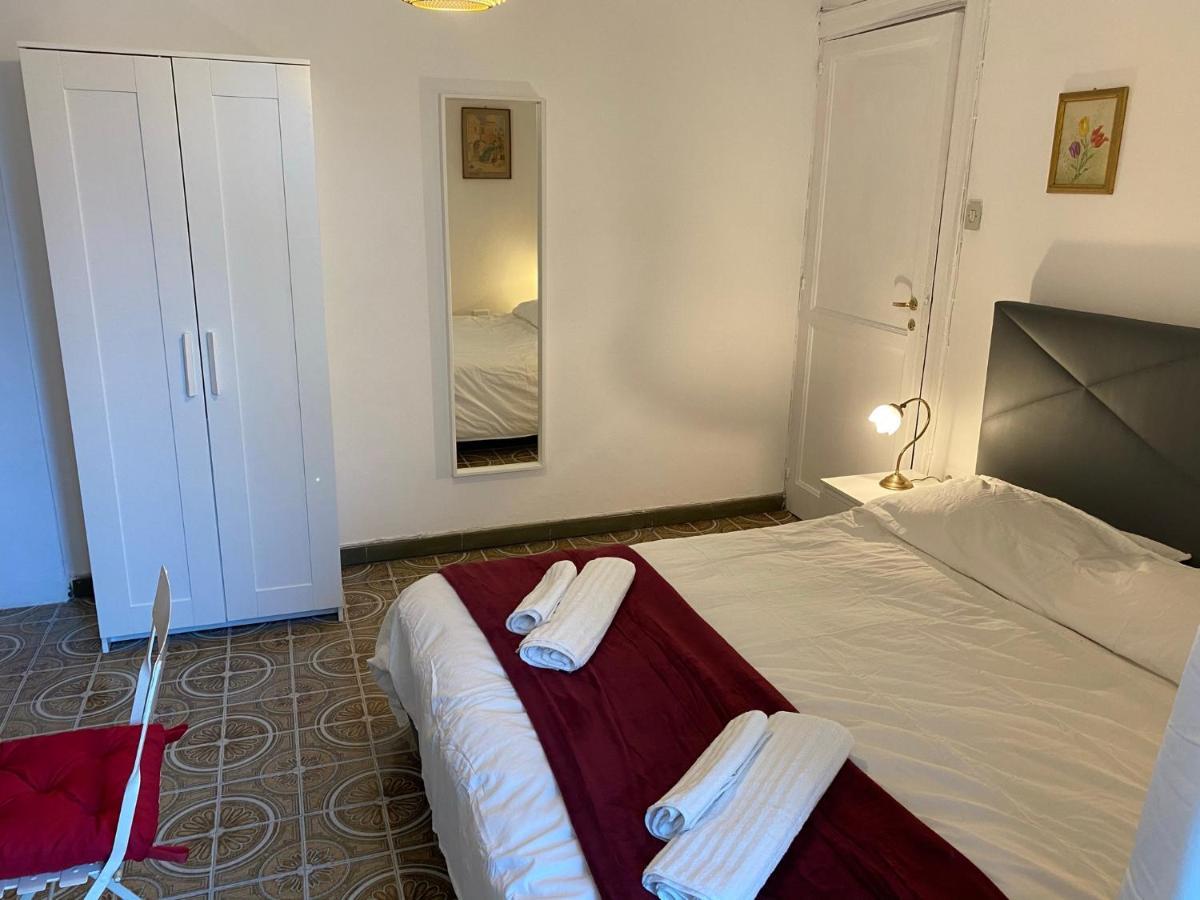 Rooms In San Domenico Maggiore 3 Napoli Exterior foto